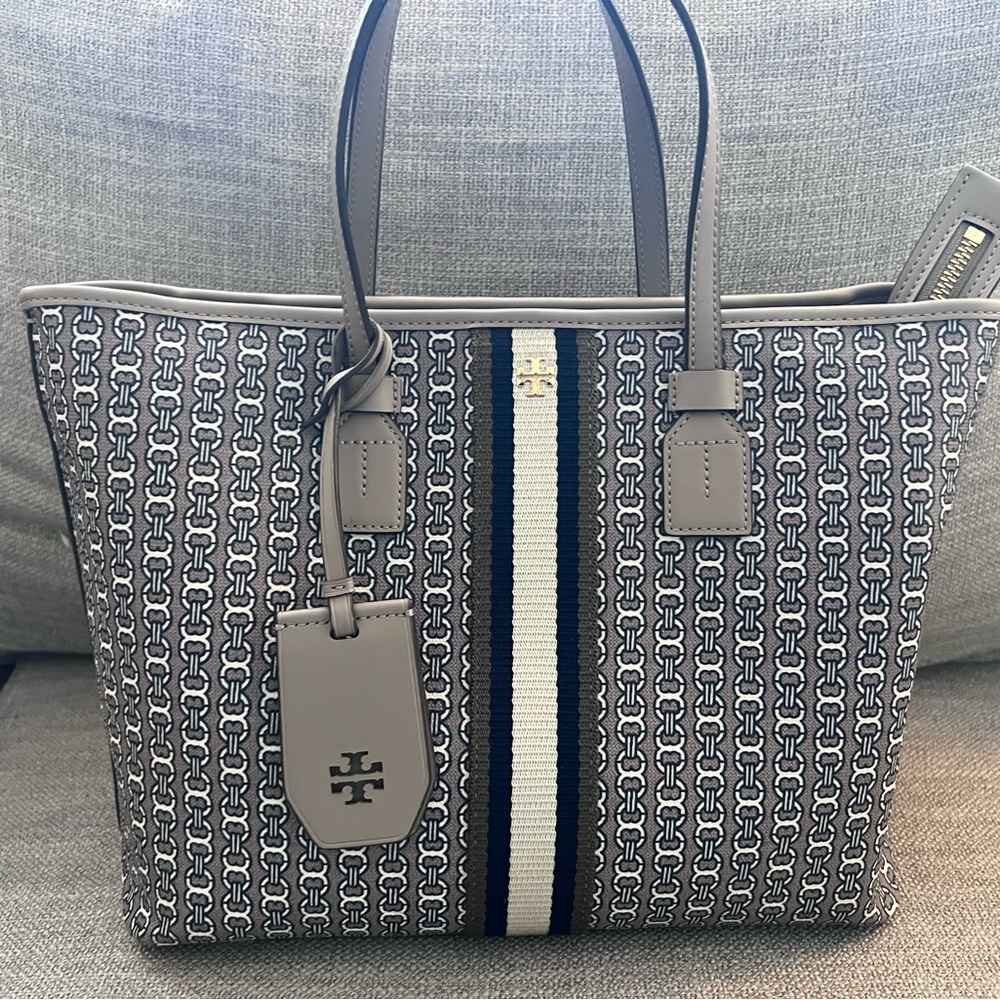 🌸Tory Burch Gemini🌸EUC🌸